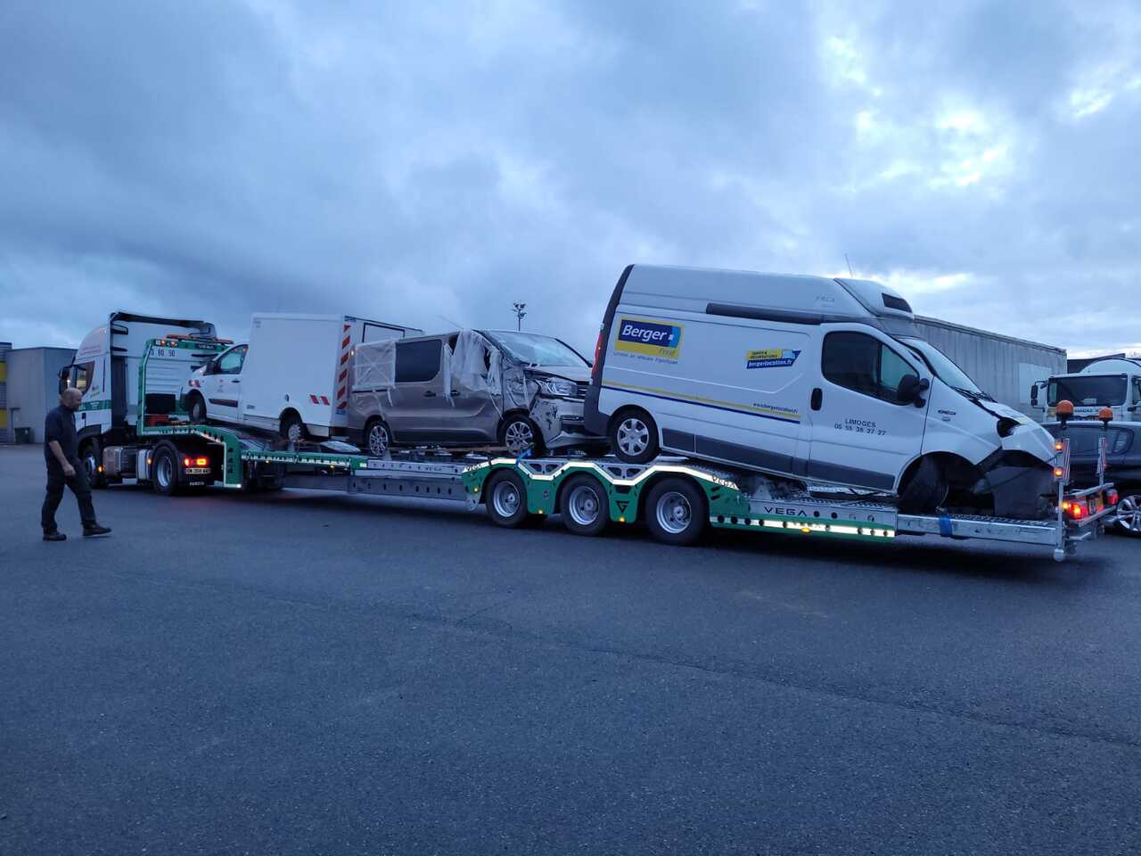 VEGA-3 (TRUCK CARRIER) - סמיטריילר בהובלה אוטומטית: תמונה 5 VEGA-3 (TRUCK CARRIER) - סמיטריילר בהובלה אוטומטית: תמונה 5