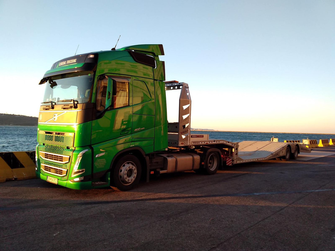 VEGA TRAILER ARLA TRUCK CARRIER - סמיטריילר בהובלה אוטומטית: תמונה 4 VEGA TRAILER ARLA TRUCK CARRIER - סמיטריילר בהובלה אוטומטית: תמונה 4