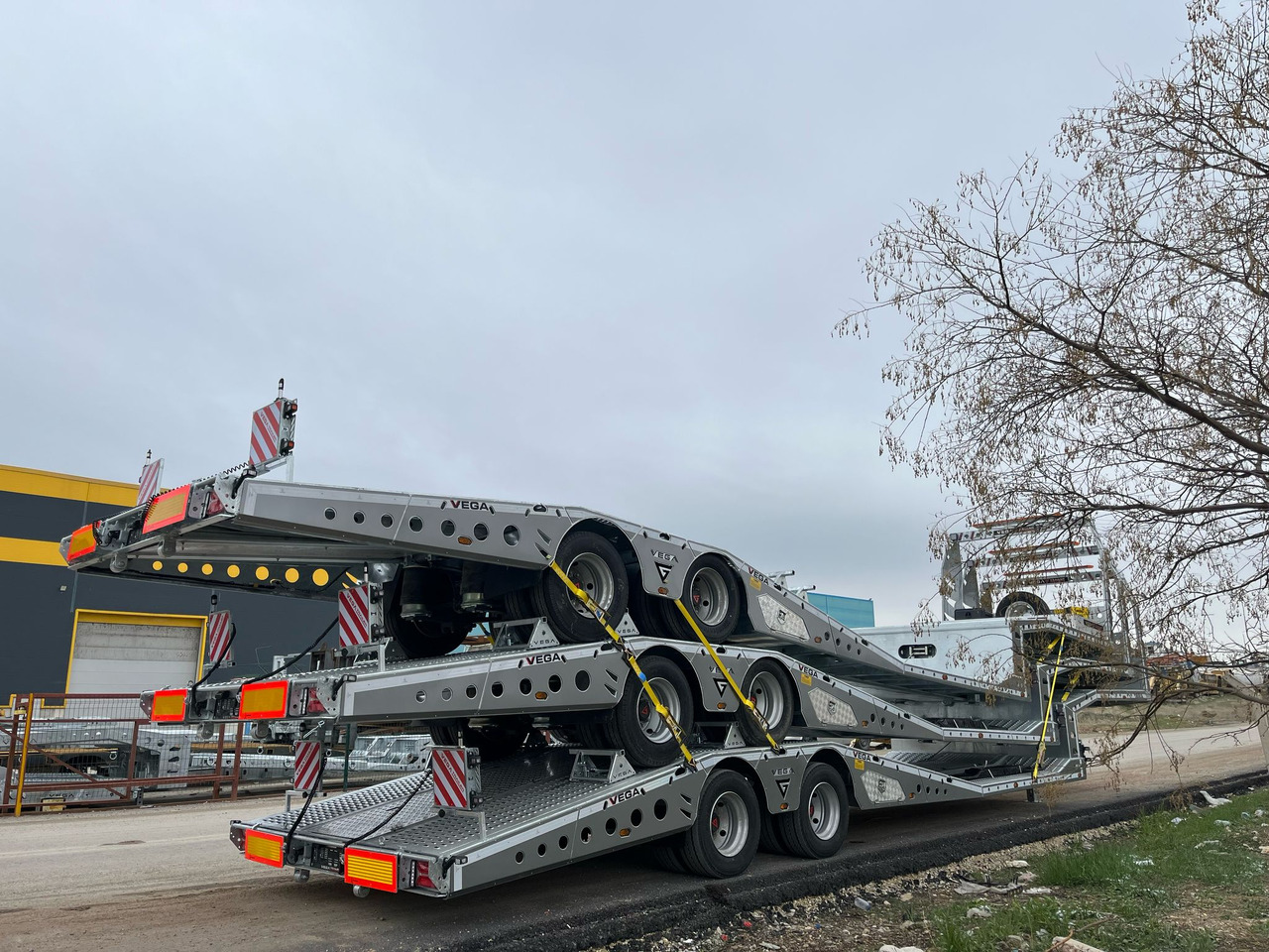 VEGA TRAILER ARLA TRUCK CARRIER - סמיטריילר בהובלה אוטומטית: תמונה 5 VEGA TRAILER ARLA TRUCK CARRIER - סמיטריילר בהובלה אוטומטית: תמונה 5