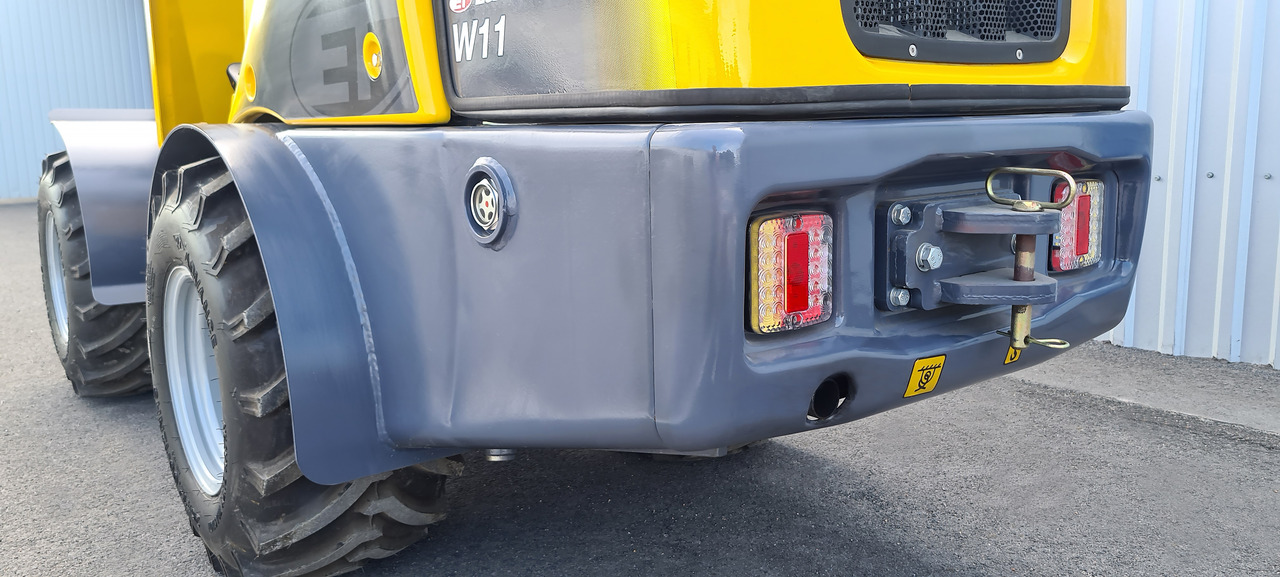 Eurotrac W11 Radlader Hoflader - מעמיס קומפקטי: תמונה 4 Eurotrac W11 Radlader Hoflader - מעמיס קומפקטי: תמונה 4