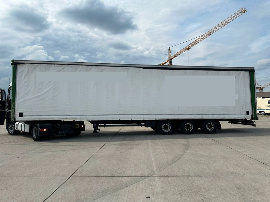 Kögel SN 24 * GETRÄNKE * HUBDACH * SAF-ACHSEN * - סמיטריילר משקאות: תמונה 3 Kögel SN 24 * GETRÄNKE * HUBDACH * SAF-ACHSEN * - סמיטריילר משקאות: תמונה 3