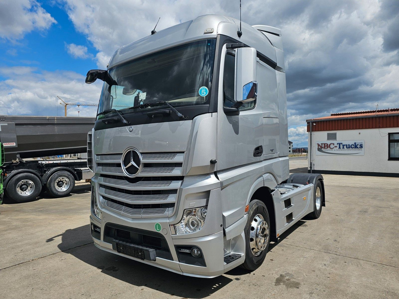 Mercedes-Benz ACTROS 1851 * 2X VORHANDEN * ACC * STANDH. *EUR5 - יחידת טרקטור: תמונה 1 Mercedes-Benz ACTROS 1851 * 2X VORHANDEN * ACC * STANDH. *EUR5 - יחידת טרקטור: תמונה 1