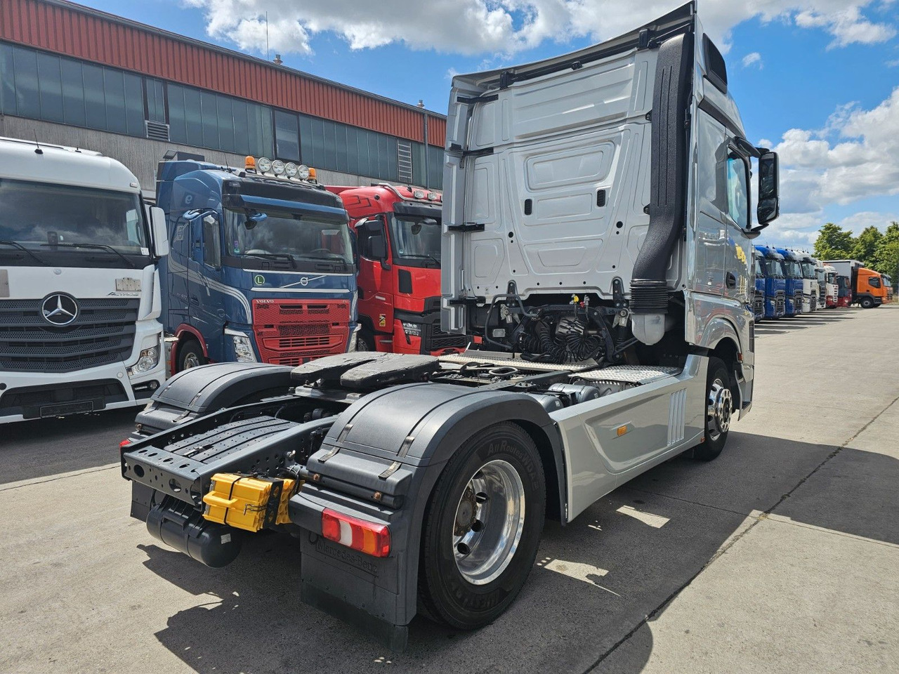 Mercedes-Benz ACTROS 1851 * 2X VORHANDEN * ACC * STANDH. *EUR5 - יחידת טרקטור: תמונה 5 Mercedes-Benz ACTROS 1851 * 2X VORHANDEN * ACC * STANDH. *EUR5 - יחידת טרקטור: תמונה 5