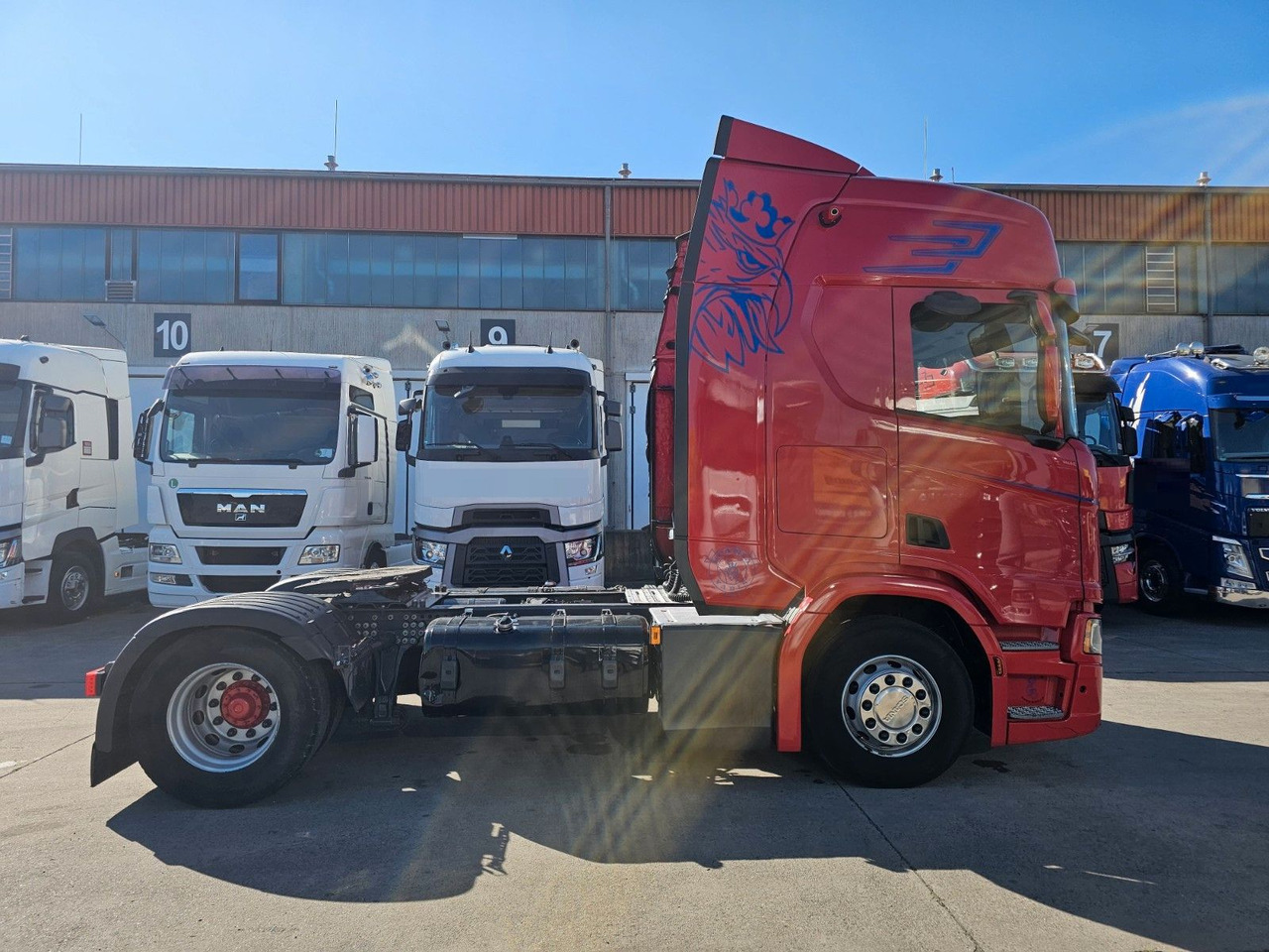 Scania R 460 * BRANDSCHADEN * ACC * RETARDER * LEDER * - יחידת טרקטור: תמונה 4 Scania R 460 * BRANDSCHADEN * ACC * RETARDER * LEDER * - יחידת טרקטור: תמונה 4