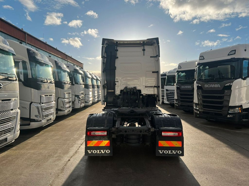 Volvo FH 500 * GLOBETROTTER * 2x TANK * - יחידת טרקטור: תמונה 5 Volvo FH 500 * GLOBETROTTER * 2x TANK * - יחידת טרקטור: תמונה 5