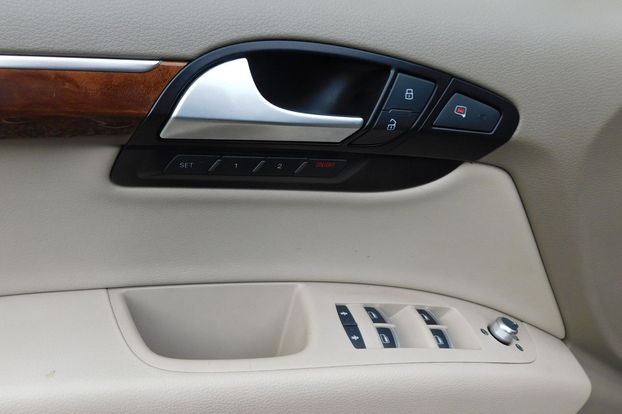 Audi Q7 3.0TFSI 7-Sitzer perfect for UA Export - SUV: תמונה 3 Audi Q7 3.0TFSI 7-Sitzer perfect for UA Export - SUV: תמונה 3