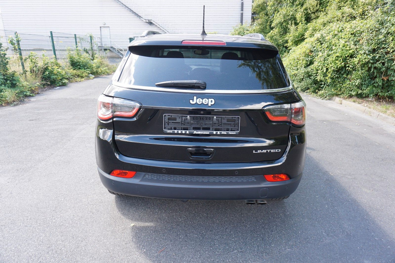 Jeep Compass 1.4 MultiAir 103kW Limited / Beats - SUV: תמונה 4 Jeep Compass 1.4 MultiAir 103kW Limited / Beats - SUV: תמונה 4