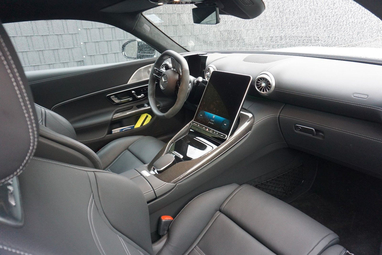 Mercedes-Benz AMG GT 63 4MATIC+ - רכב קופה: תמונה 3 Mercedes-Benz AMG GT 63 4MATIC+ - רכב קופה: תמונה 3