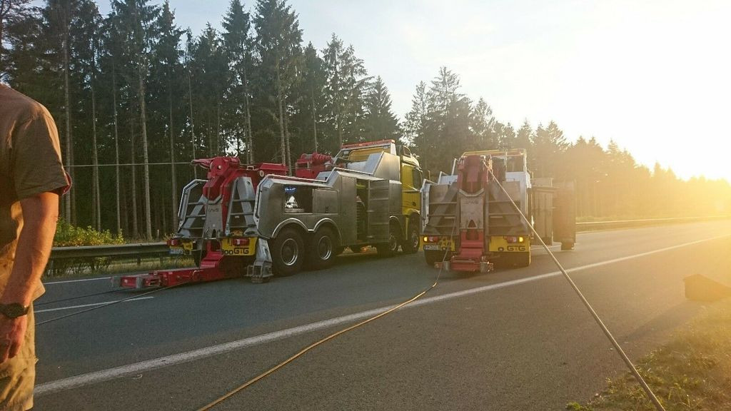 Mercedes-Benz Arocs 8x8 4153 G&G Wrecker Mercedes-Benz Arocs 8x8 4153 G&G Wrecker - משאית גרירה: תמונה 2 Mercedes-Benz Arocs 8x8 4153 G&G Wrecker Mercedes-Benz Arocs 8x8 4153 G&G Wrecker - משאית גרירה: תמונה 2