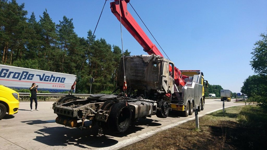 Mercedes-Benz Arocs 8x8 4153 G&G Wrecker Mercedes-Benz Arocs 8x8 4153 G&G Wrecker - משאית גרירה: תמונה 4 Mercedes-Benz Arocs 8x8 4153 G&G Wrecker Mercedes-Benz Arocs 8x8 4153 G&G Wrecker - משאית גרירה: תמונה 4