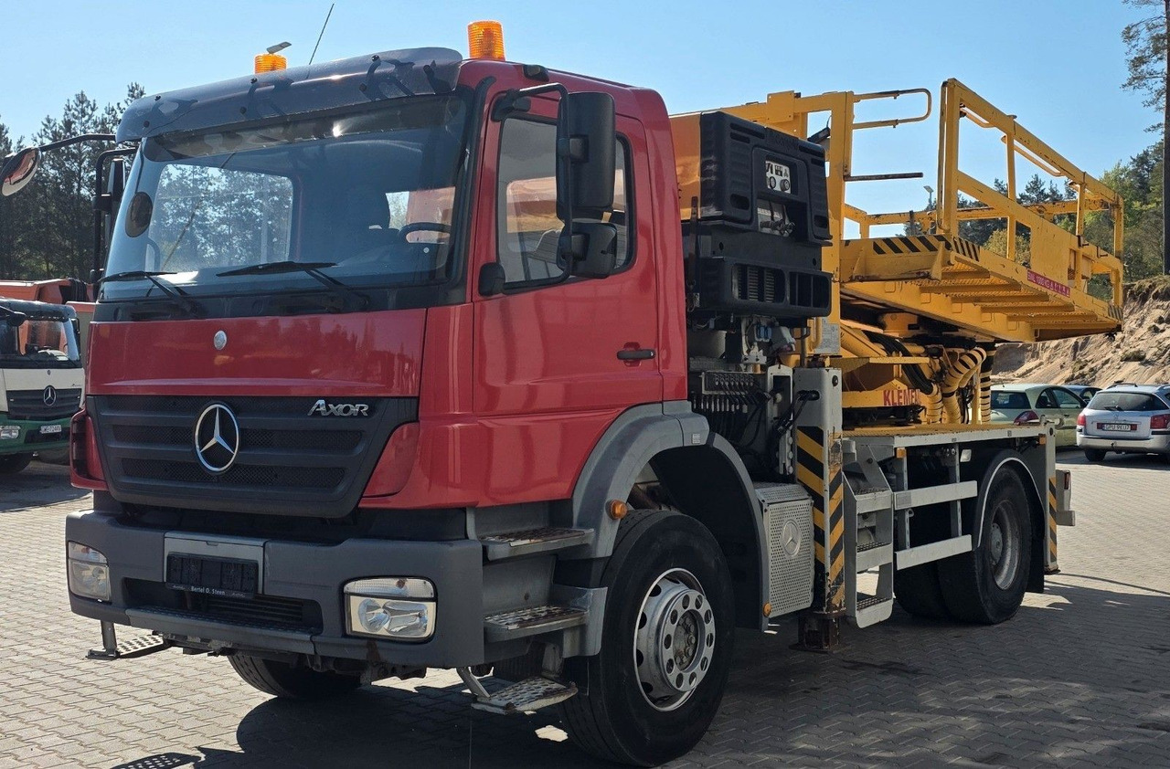 Mercedes-Benz Axor 1824 - פלטפורמה אווירית מותקנת על משאית: תמונה 1 Mercedes-Benz Axor 1824 - פלטפורמה אווירית מותקנת על משאית: תמונה 1