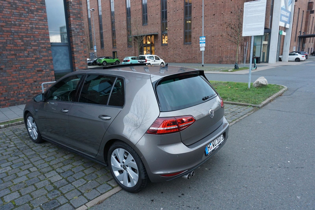 Volkswagen Golf 2.0 TDI DSG BMT GTD - סדאן: תמונה 2 Volkswagen Golf 2.0 TDI DSG BMT GTD - סדאן: תמונה 2