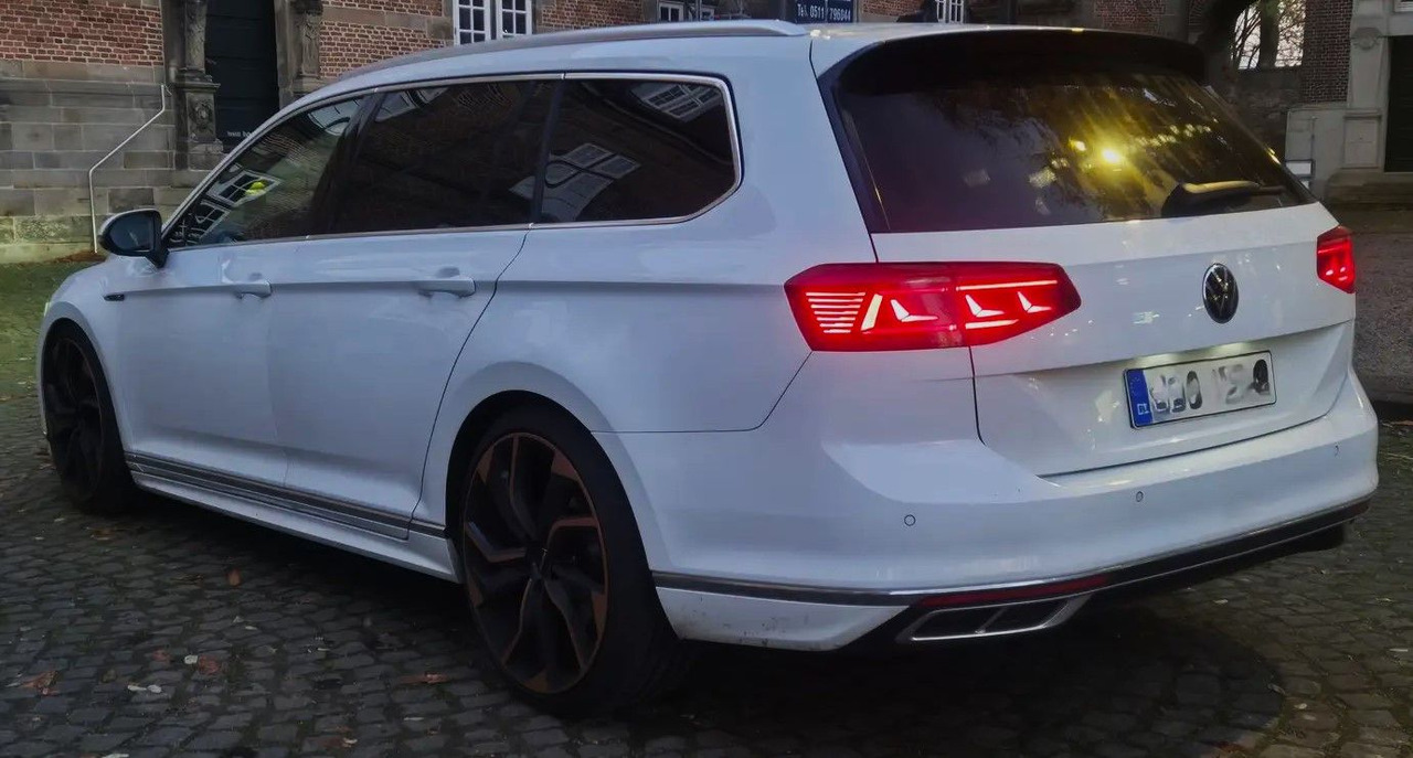 Volkswagen Passat 4-motion R line 9x20 Zoll - רכב סטיישן: תמונה 4 Volkswagen Passat 4-motion R line 9x20 Zoll - רכב סטיישן: תמונה 4
