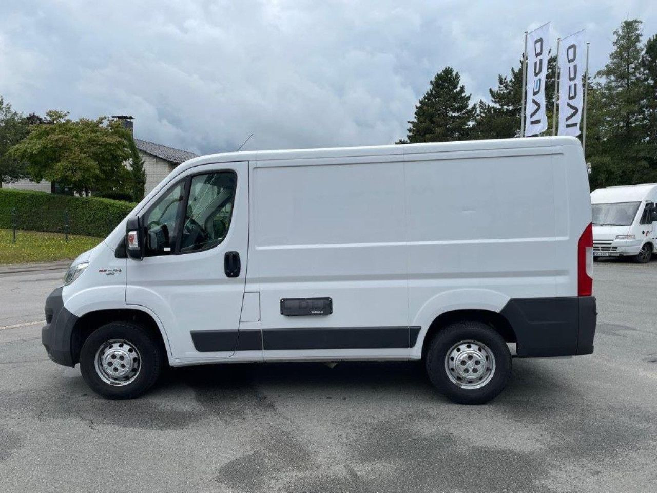 Fiat Ducato 30 130 M-Jet L1H1 Euro6 Klima AHK ZV - כלי רכב מסחרי קטן: תמונה 5 Fiat Ducato 30 130 M-Jet L1H1 Euro6 Klima AHK ZV - כלי רכב מסחרי קטן: תמונה 5