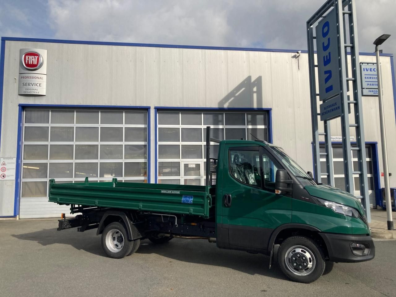 Iveco Daily 50C18H Iveco Daily 50C18H Euro6 Klima AHK ZV - כלי רכב מסחרי מזהיר: תמונה 4 Iveco Daily 50C18H Iveco Daily 50C18H Euro6 Klima AHK ZV - כלי רכב מסחרי מזהיר: תמונה 4