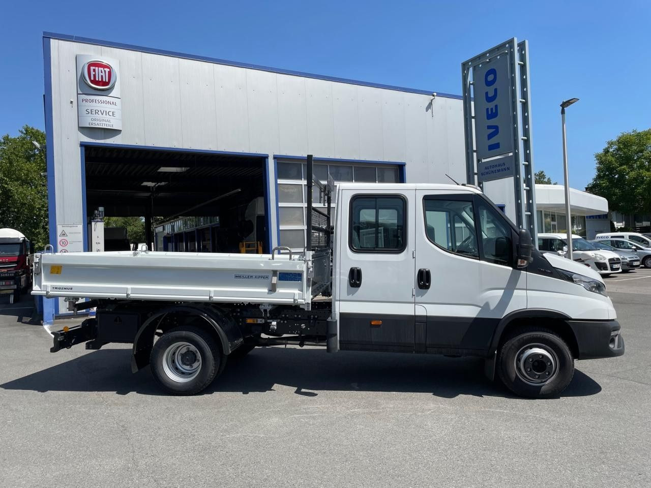 Iveco Daily 70C18H DK - כלי רכב מסחרי מזהיר: תמונה 3 Iveco Daily 70C18H DK - כלי רכב מסחרי מזהיר: תמונה 3
