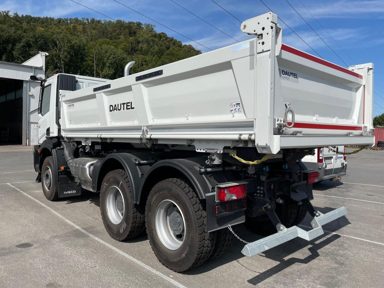 Iveco X-Way AD300X54Z HR OFF - מזהיר: תמונה 5 Iveco X-Way AD300X54Z HR OFF - מזהיר: תמונה 5