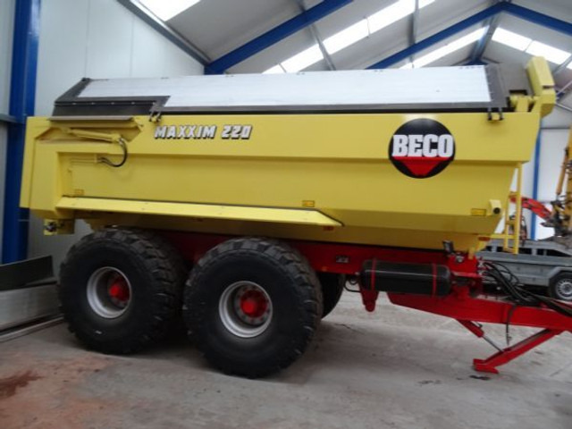 Beco - קרון נגרר עם מזהיר: תמונה 3 Beco - קרון נגרר עם מזהיר: תמונה 3