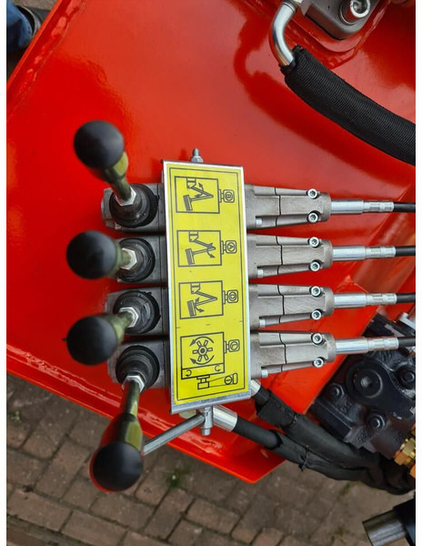 Boxer AM110-42 - מכסחת גינה: תמונה 5 Boxer AM110-42 - מכסחת גינה: תמונה 5