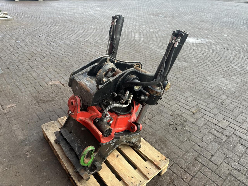 Draaikantelstuk Rototilt R6 - Nieuw - טילטרוטטור עבור מכונת בנייה: תמונה 3 Draaikantelstuk Rototilt R6 - Nieuw - טילטרוטטור עבור מכונת בנייה: תמונה 3