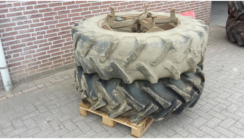 Dubbellucht 34 inch - גלגלים וצמיגים: תמונה 2 Dubbellucht 34 inch - גלגלים וצמיגים: תמונה 2