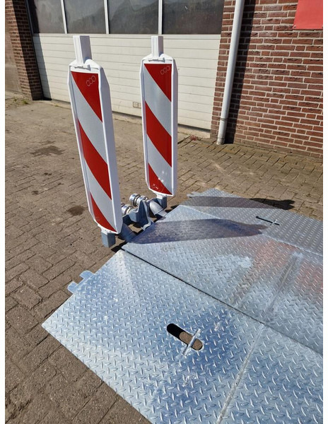 Leidingdrempel / road ramp - רמפת העמסה: תמונה 5 Leidingdrempel / road ramp - רמפת העמסה: תמונה 5