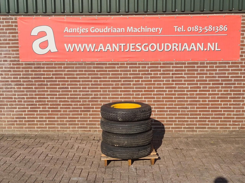 Onbekend Tigab - גלגלים וצמיגים: תמונה 1 Onbekend Tigab - גלגלים וצמיגים: תמונה 1