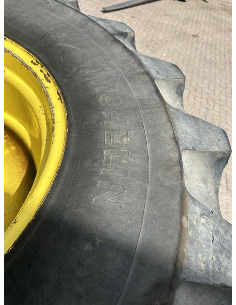SET banden 30.5 X LR32 - Nieuw - גלגלים וצמיגים: תמונה 4 SET banden 30.5 X LR32 - Nieuw - גלגלים וצמיגים: תמונה 4