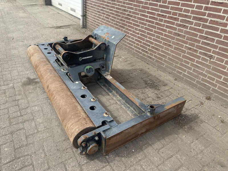 STEELWRIST GR2500 - דלי עבור מכונת בנייה: תמונה 2 STEELWRIST GR2500 - דלי עבור מכונת בנייה: תמונה 2