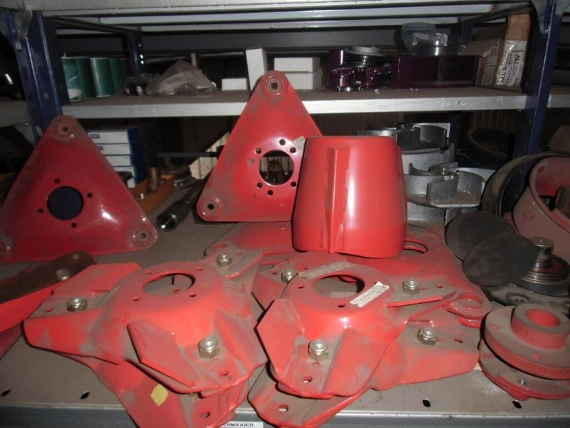 Schijvenmaaier Onderdelen - חלקי חילוף עבור מכונה חקלאית: תמונה 1 Schijvenmaaier Onderdelen - חלקי חילוף עבור מכונה חקלאית: תמונה 1