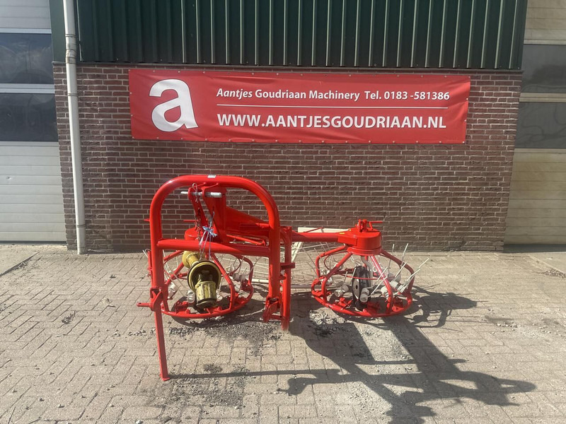 Strela hooischudder - Gebruikt - גורף/ מגרפה: תמונה 1 Strela hooischudder - Gebruikt - גורף/ מגרפה: תמונה 1