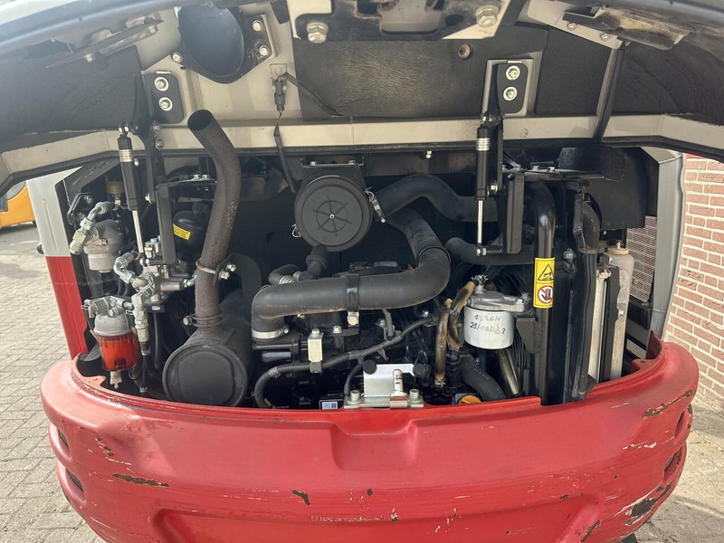 מיני מחפר Takeuchi Kraan TB230 - Gebruikt: תמונה 10