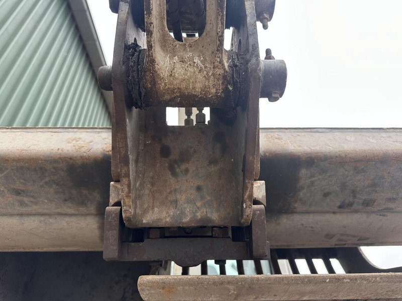 Takeuchi TB216 - Gebruikt - מיני מחפר: תמונה 4 Takeuchi TB216 - Gebruikt - מיני מחפר: תמונה 4
