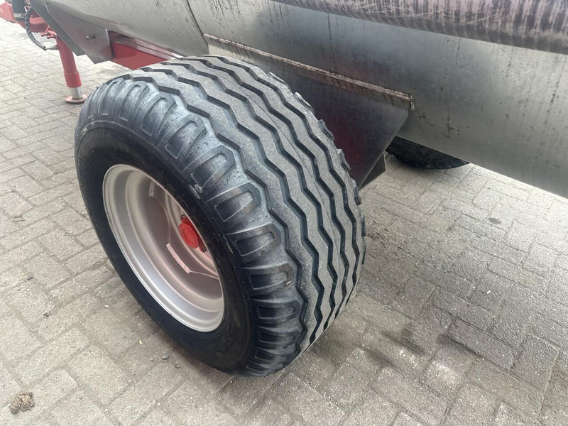 Waterwagen MB32 - Gebruikt - מפזרת זבל: תמונה 5 Waterwagen MB32 - Gebruikt - מפזרת זבל: תמונה 5