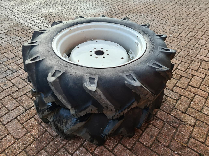 Trekker banden - Gebruikt - גלגלים וצמיגים: תמונה 3 Trekker banden - Gebruikt - גלגלים וצמיגים: תמונה 3