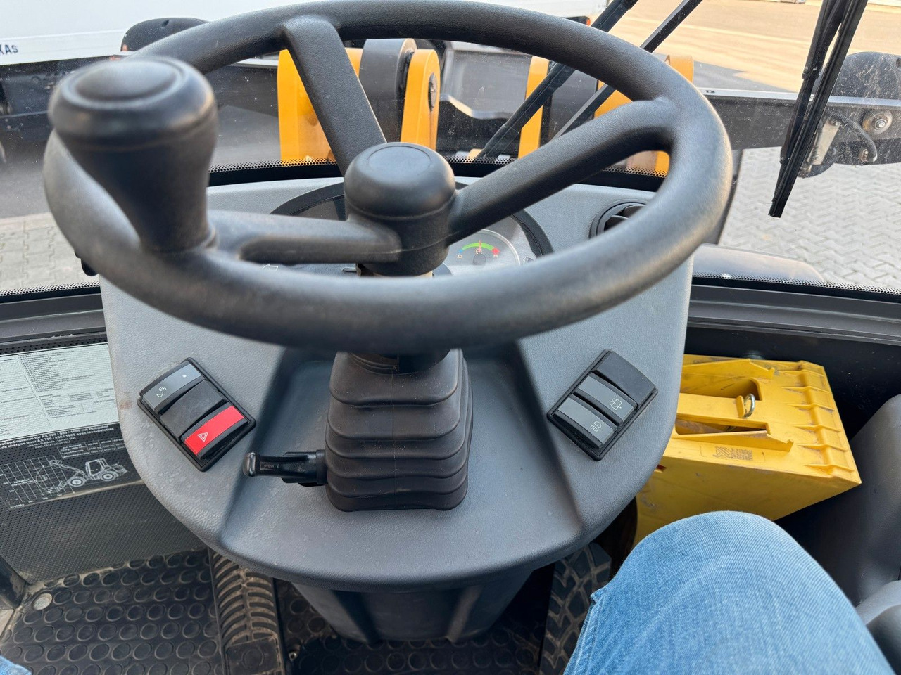 מעמיס גלגלים Ahlmann AX 850 / nur: 671h / 11.2022 / Gabel / Schaufel: תמונה 12