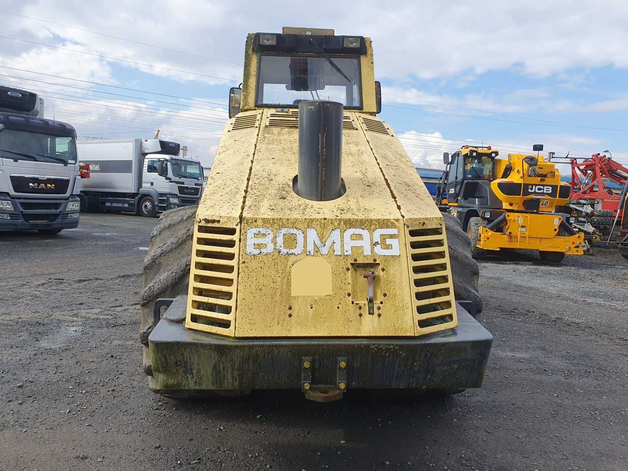 BOMAG BW 225 D-3 / 2001 / nur 3.824h! / Variocontrol - מדחס: תמונה 4 BOMAG BW 225 D-3 / 2001 / nur 3.824h! / Variocontrol - מדחס: תמונה 4