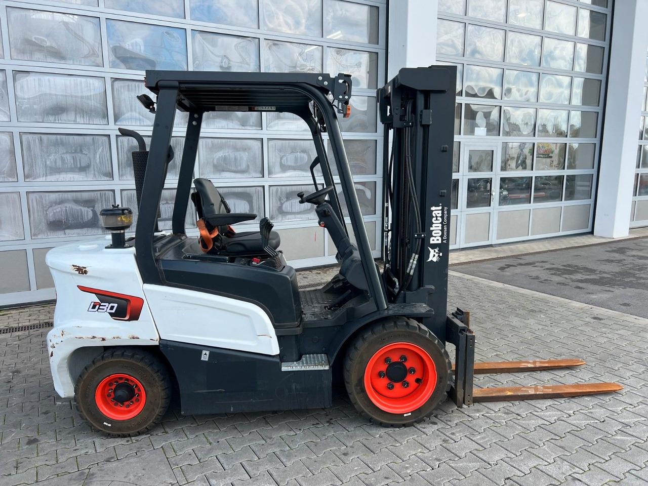 Bobcat D30NXS / nur 482h! / 12.2023 / SS - מלגזה חשמלית: תמונה 3 Bobcat D30NXS / nur 482h! / 12.2023 / SS - מלגזה חשמלית: תמונה 3