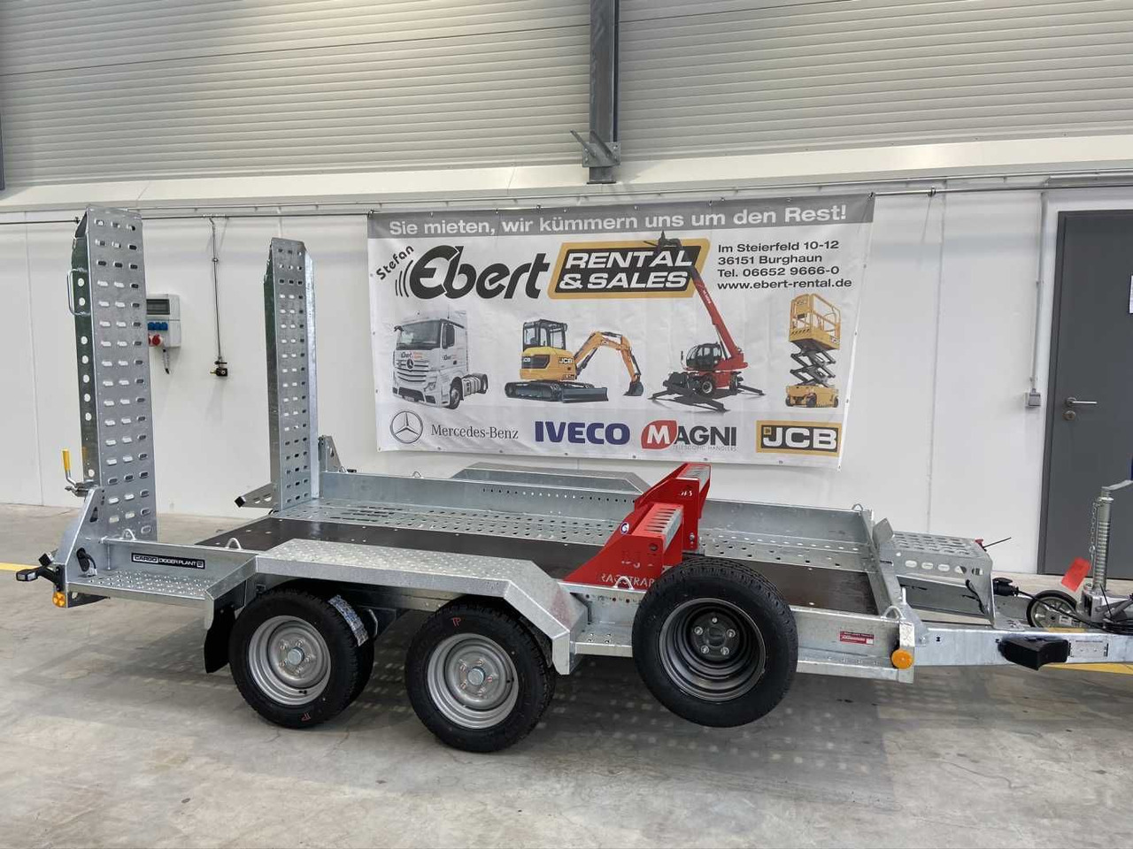 Brian James Cargo Digger Plant 2 / Länge: 3.200mm / 3.500kg - קרון נגרר עם מטען נמוך: תמונה 2 Brian James Cargo Digger Plant 2 / Länge: 3.200mm / 3.500kg - קרון נגרר עם מטען נמוך: תמונה 2