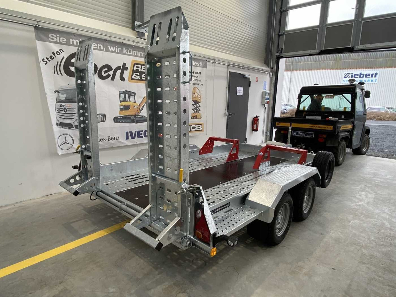 Brian James Cargo Digger Plant 2 / Länge: 3.200mm / 3.500kg - קרון נגרר עם מטען נמוך: תמונה 3 Brian James Cargo Digger Plant 2 / Länge: 3.200mm / 3.500kg - קרון נגרר עם מטען נמוך: תמונה 3