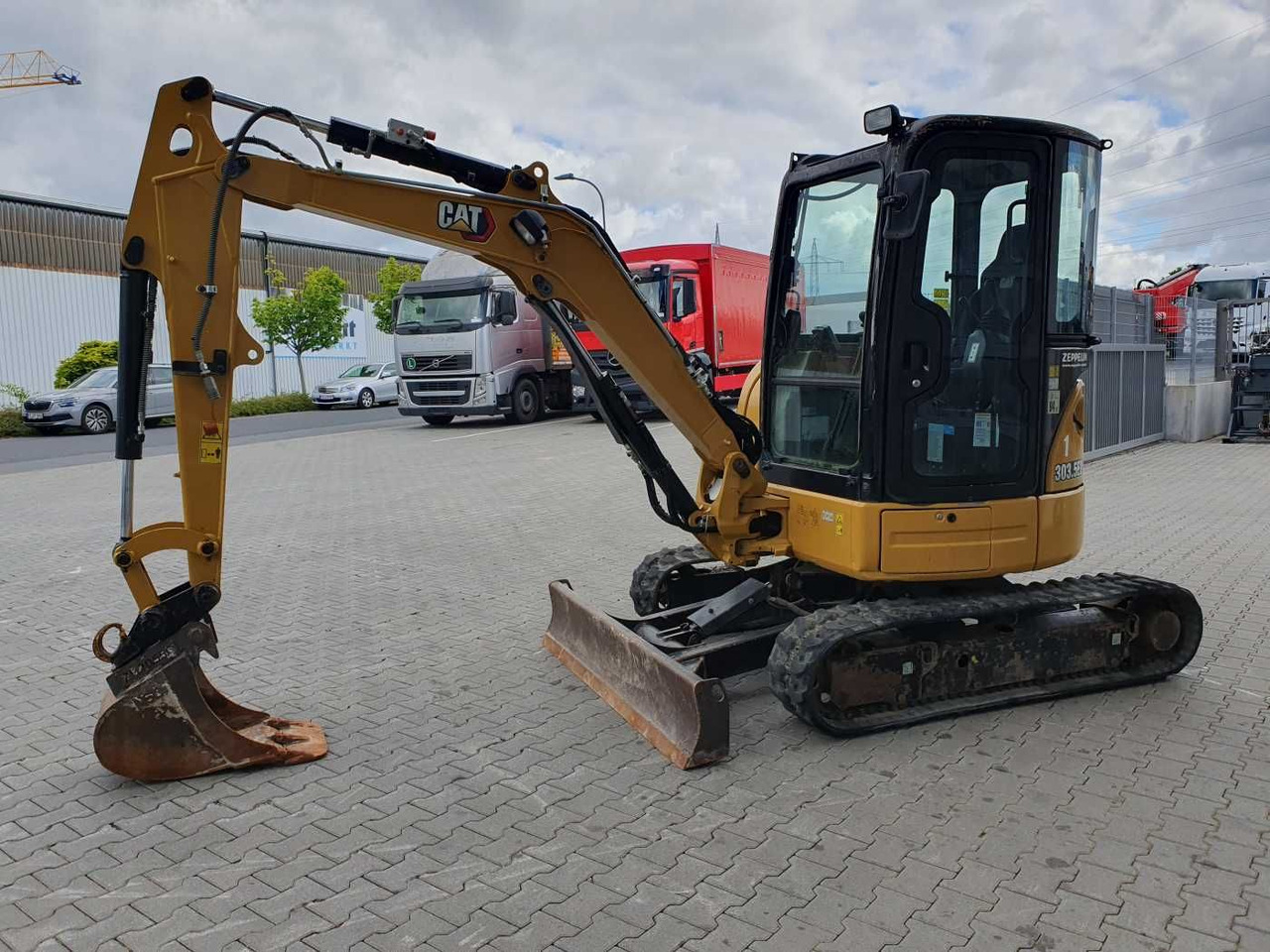 הַחכָּרָה  CAT 303.5E2CR / nur 2.107h! / 1x Tieflöffel / 2021 CAT 303.5E2CR / nur 2.107h! / 1x Tieflöffel / 2021: תמונה 7