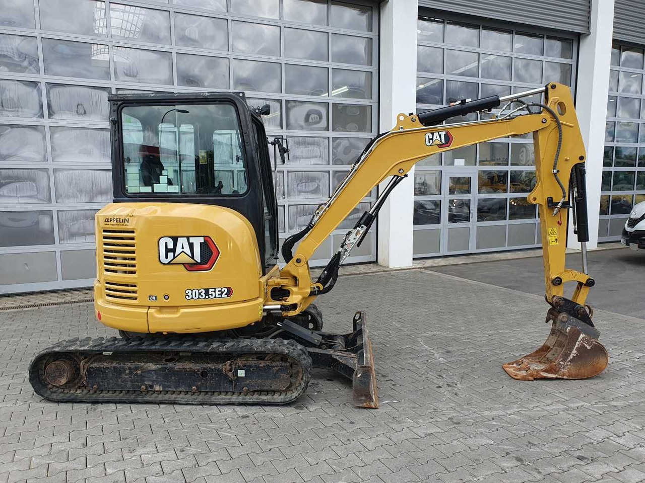 CAT 303.5E2CR / nur 2.107h! / 1x Tieflöffel / 2021 - מיני מחפר: תמונה 2 CAT 303.5E2CR / nur 2.107h! / 1x Tieflöffel / 2021 - מיני מחפר: תמונה 2