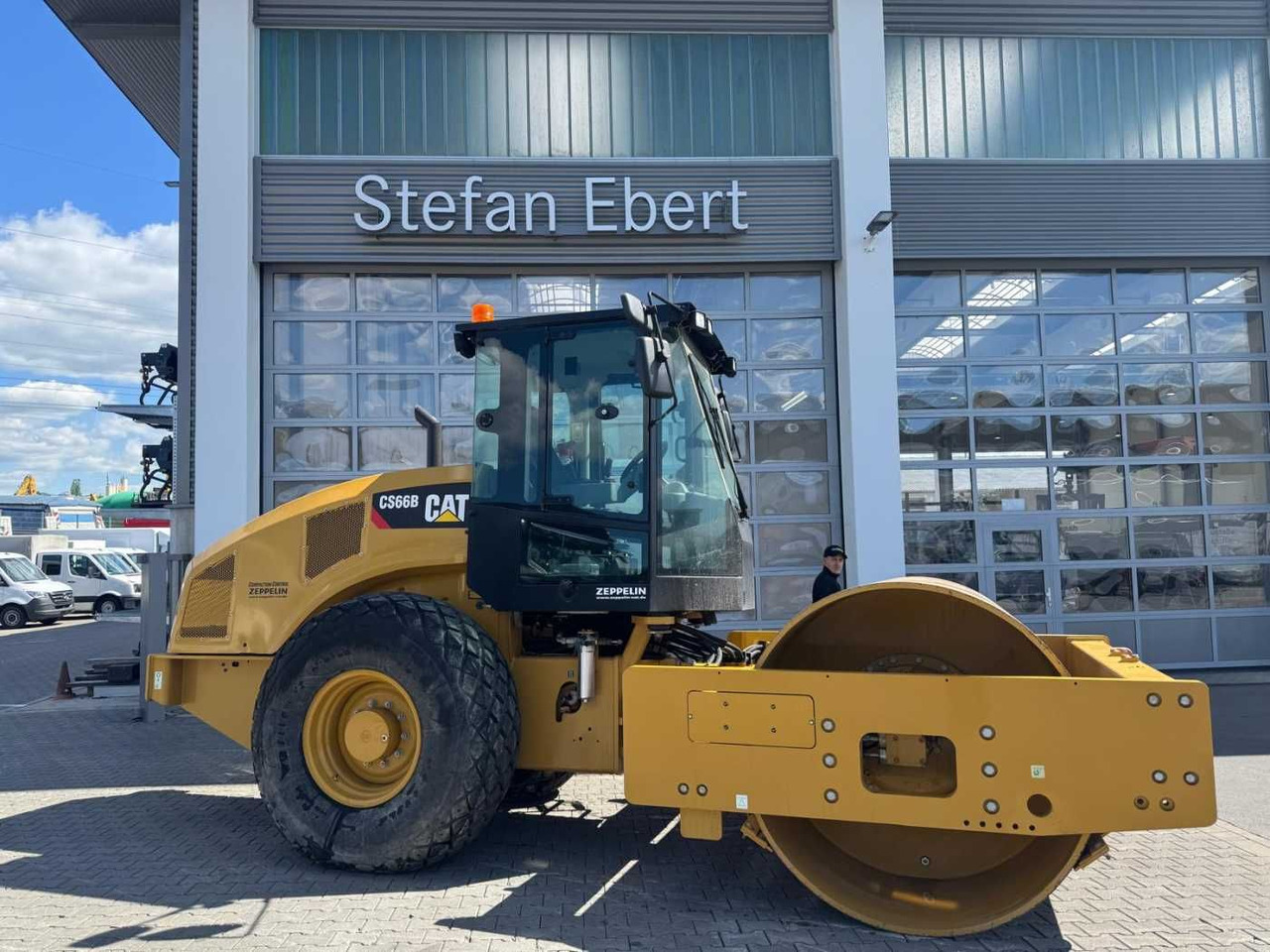 CAT CS66B / 2017 / nur 83h! / Klima / neuwertig! - מדחס: תמונה 1 CAT CS66B / 2017 / nur 83h! / Klima / neuwertig! - מדחס: תמונה 1