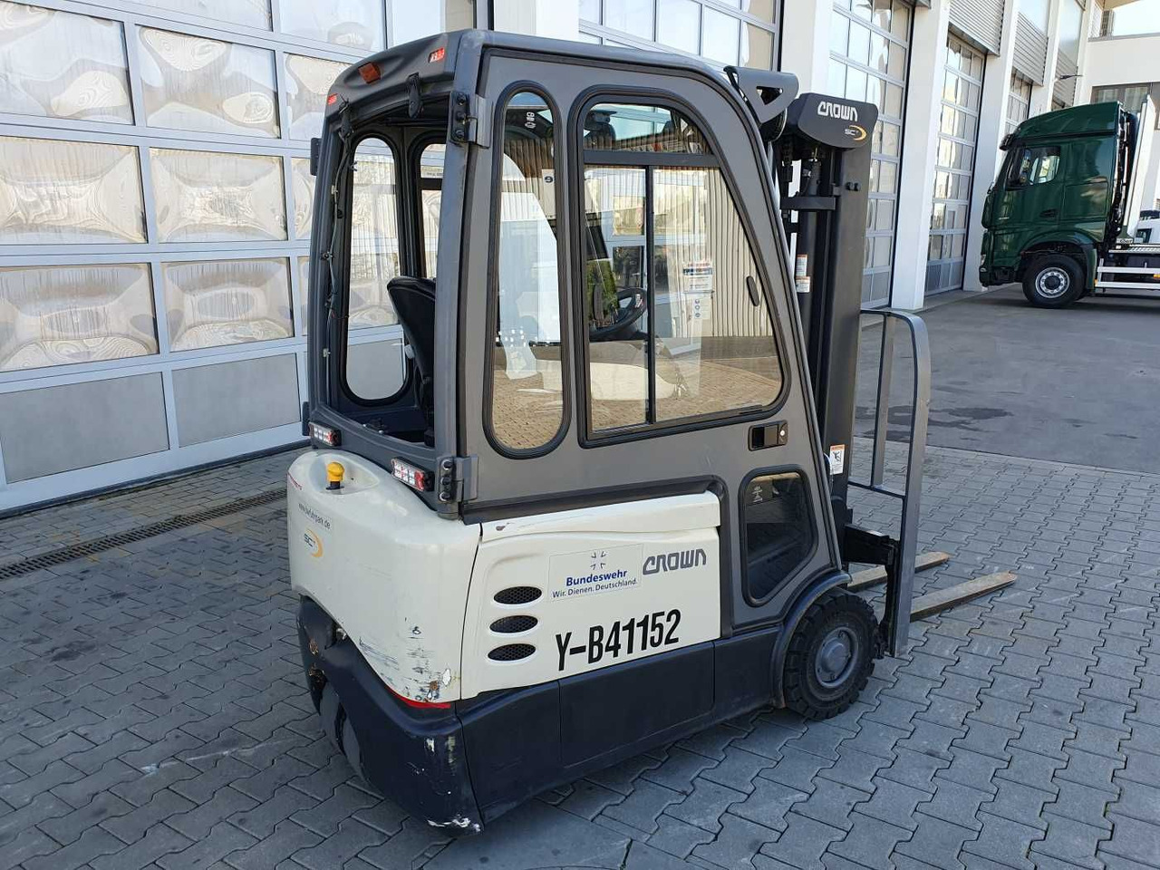 Crown SCT6020-1.3 /Triplex: 4.30m /Batterie 2020 - מלגזה חשמלית: תמונה 3 Crown SCT6020-1.3 /Triplex: 4.30m /Batterie 2020 - מלגזה חשמלית: תמונה 3