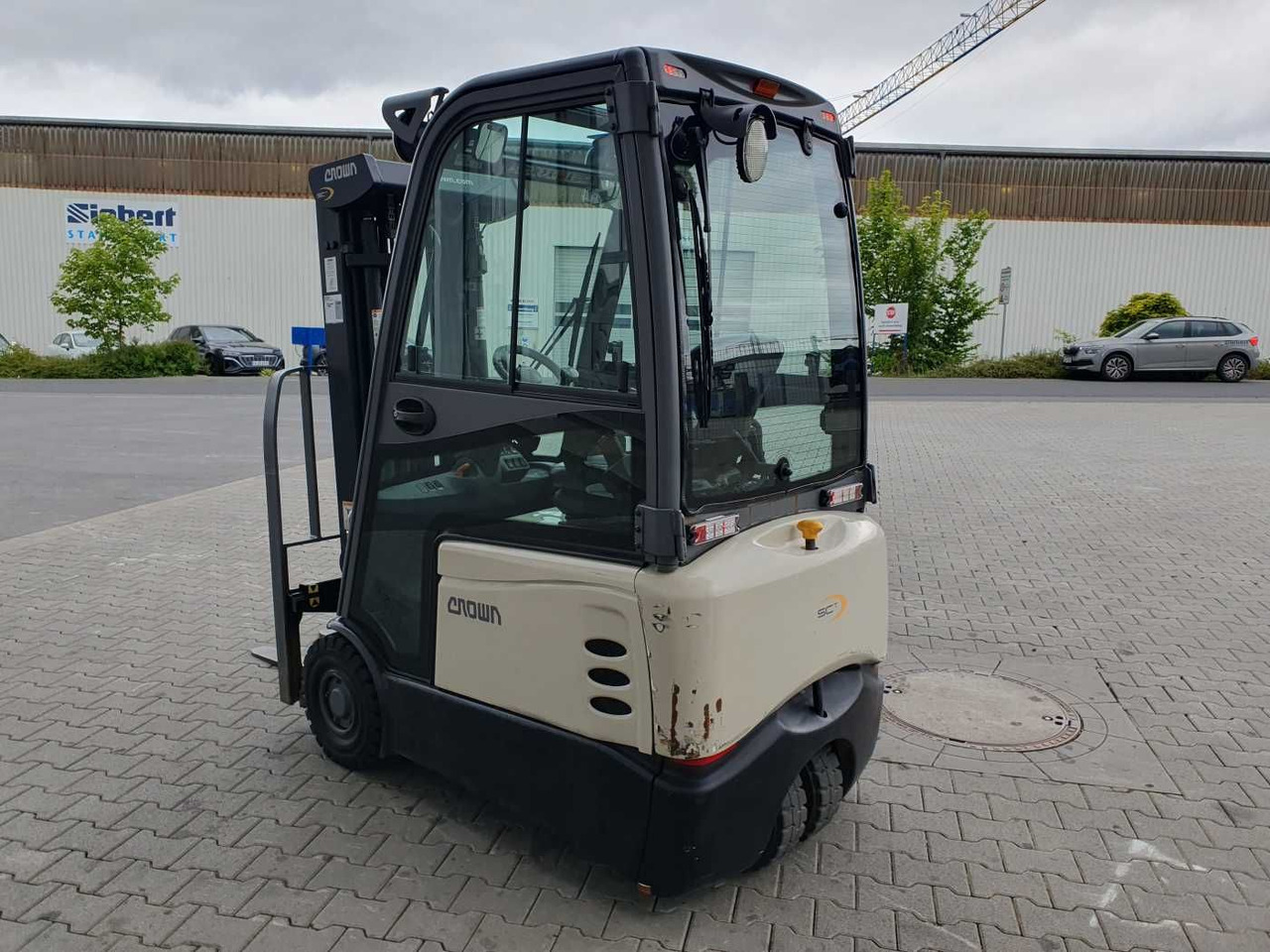 Crown SCT6020-1.3 /Triplex: 4.30m / SS / 1.185h! - מלגזה חשמלית: תמונה 5 Crown SCT6020-1.3 /Triplex: 4.30m / SS / 1.185h! - מלגזה חשמלית: תמונה 5