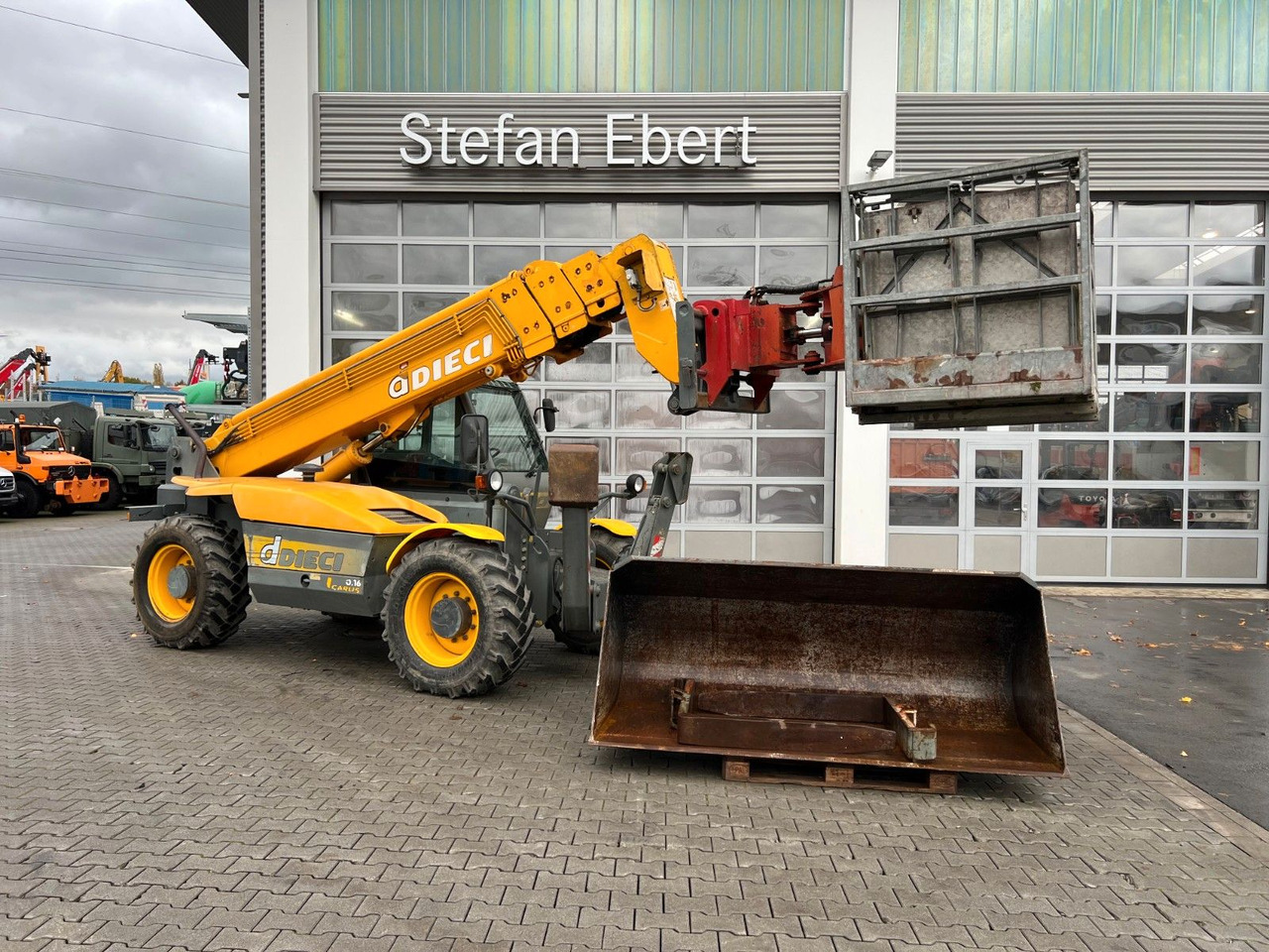 Dieci Icarus 40.16 ET 166 / 4.238 h / 2003 - מפעיל טלסקופי: תמונה 1 Dieci Icarus 40.16 ET 166 / 4.238 h / 2003 - מפעיל טלסקופי: תמונה 1