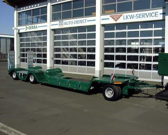 Ebert TL 30 ST Spezialtieflader - קרון נגרר עם מטען נמוך: תמונה 1 Ebert TL 30 ST Spezialtieflader - קרון נגרר עם מטען נמוך: תמונה 1