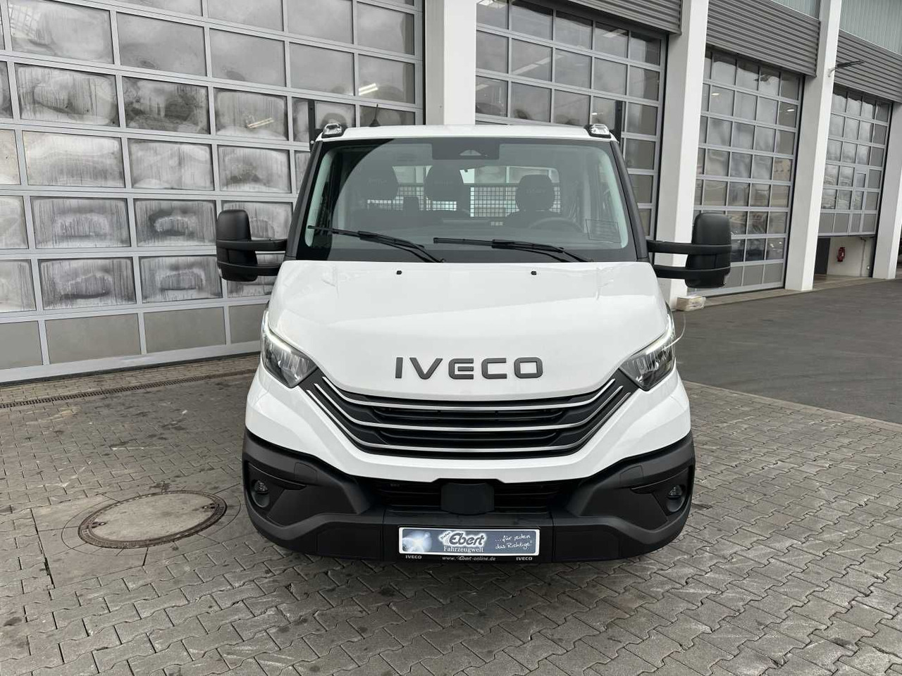 Iveco 70C18H 3-S.-Kipper Meiller *R3.450mm*2xAHK* - כלי רכב מסחרי מזהיר: תמונה 2 Iveco 70C18H 3-S.-Kipper Meiller *R3.450mm*2xAHK* - כלי רכב מסחרי מזהיר: תמונה 2