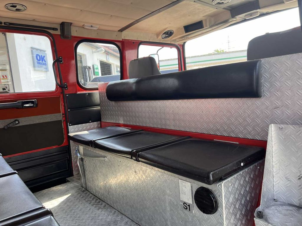 משאית אש Iveco 75-16 AW 4x4 LF8 Feuerwehr Standheizung 9 Sitze Iveco 75-16 AW 4x4 LF8 Feuerwehr Standheizung 9 Sitze: תמונה 12