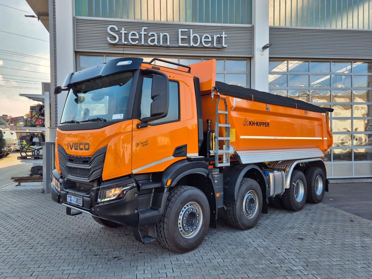 Iveco AD360X54Z HR OFF 8x4 Intarder AHK - משאית דילוג העמסה: תמונה 4 Iveco AD360X54Z HR OFF 8x4 Intarder AHK - משאית דילוג העמסה: תמונה 4